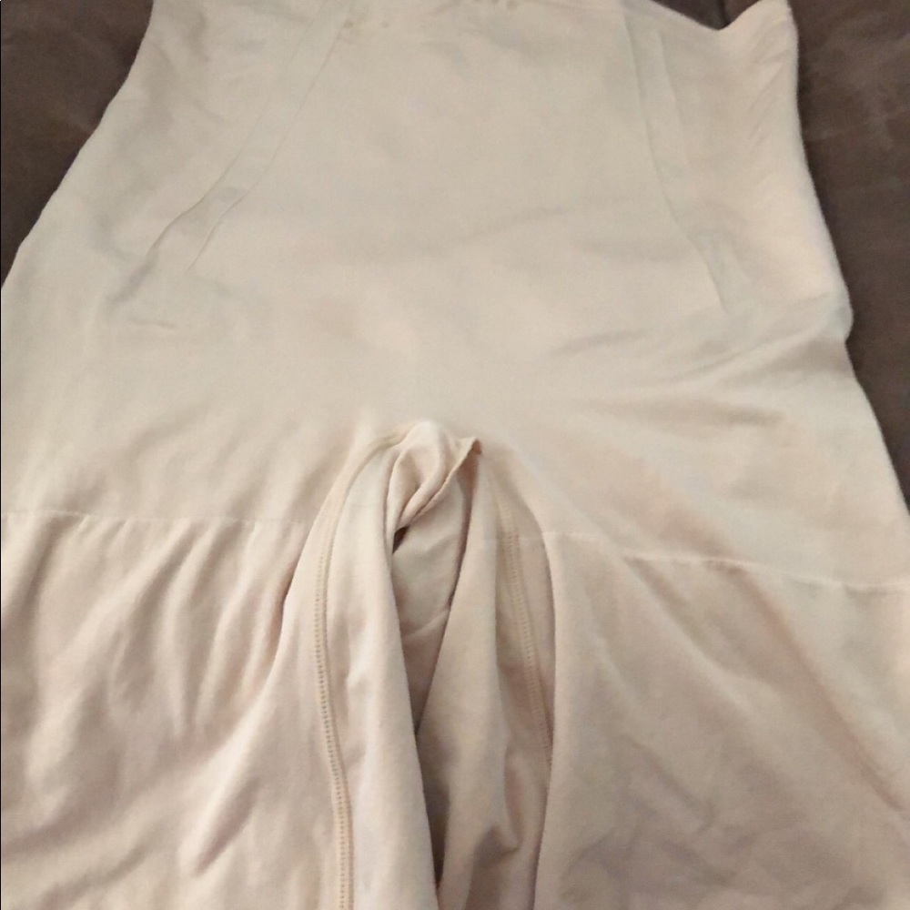 Spanx Waist & Thigh slimming shorts